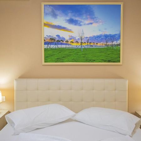 Jordan'S Hotel Vlora Kültér fotó