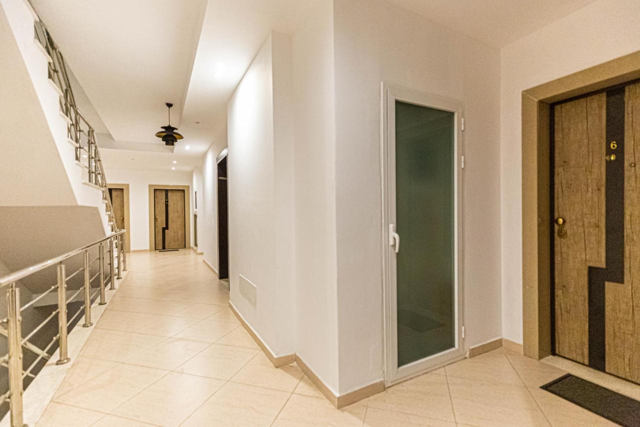 Jordan'S Hotel Vlora Kültér fotó