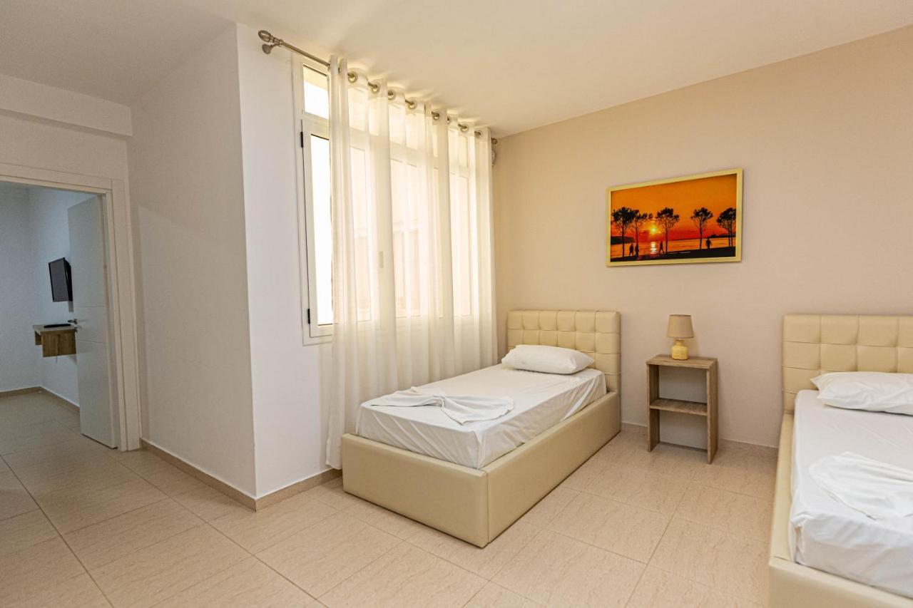 Jordan'S Hotel Vlora Kültér fotó