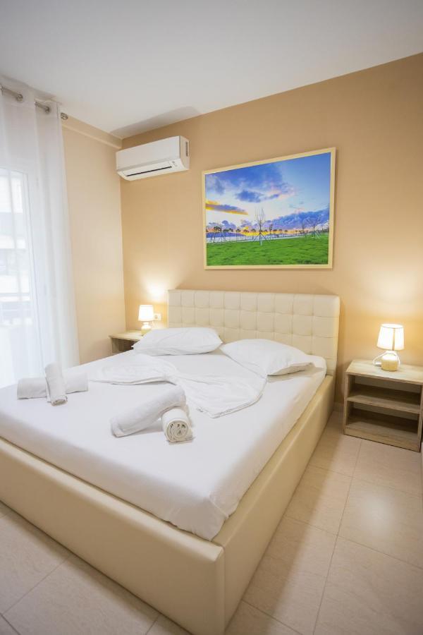 Jordan'S Hotel Vlora Kültér fotó