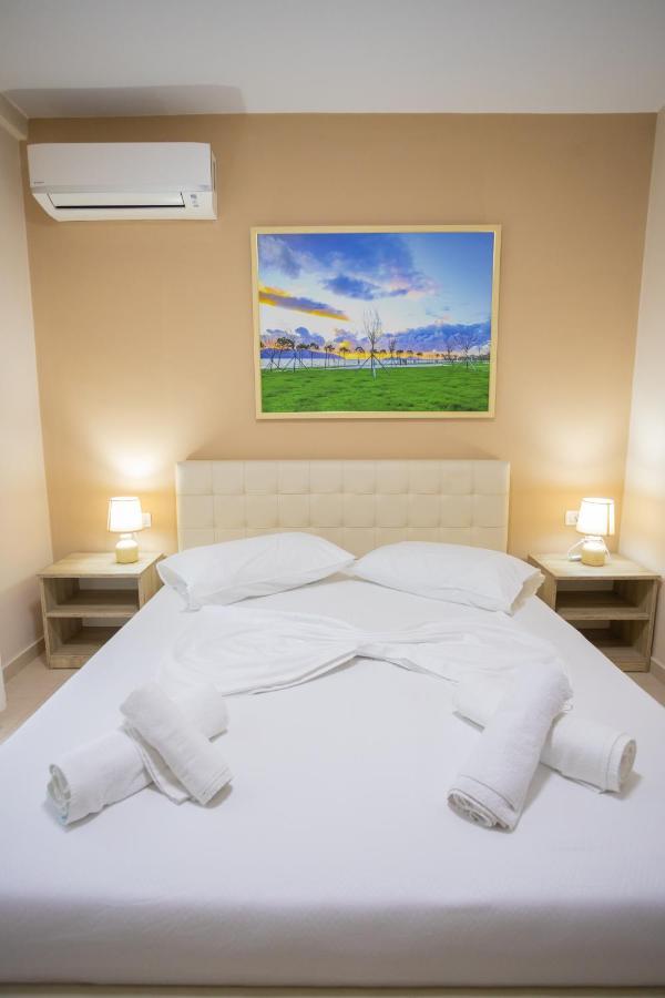 Jordan'S Hotel Vlora Kültér fotó