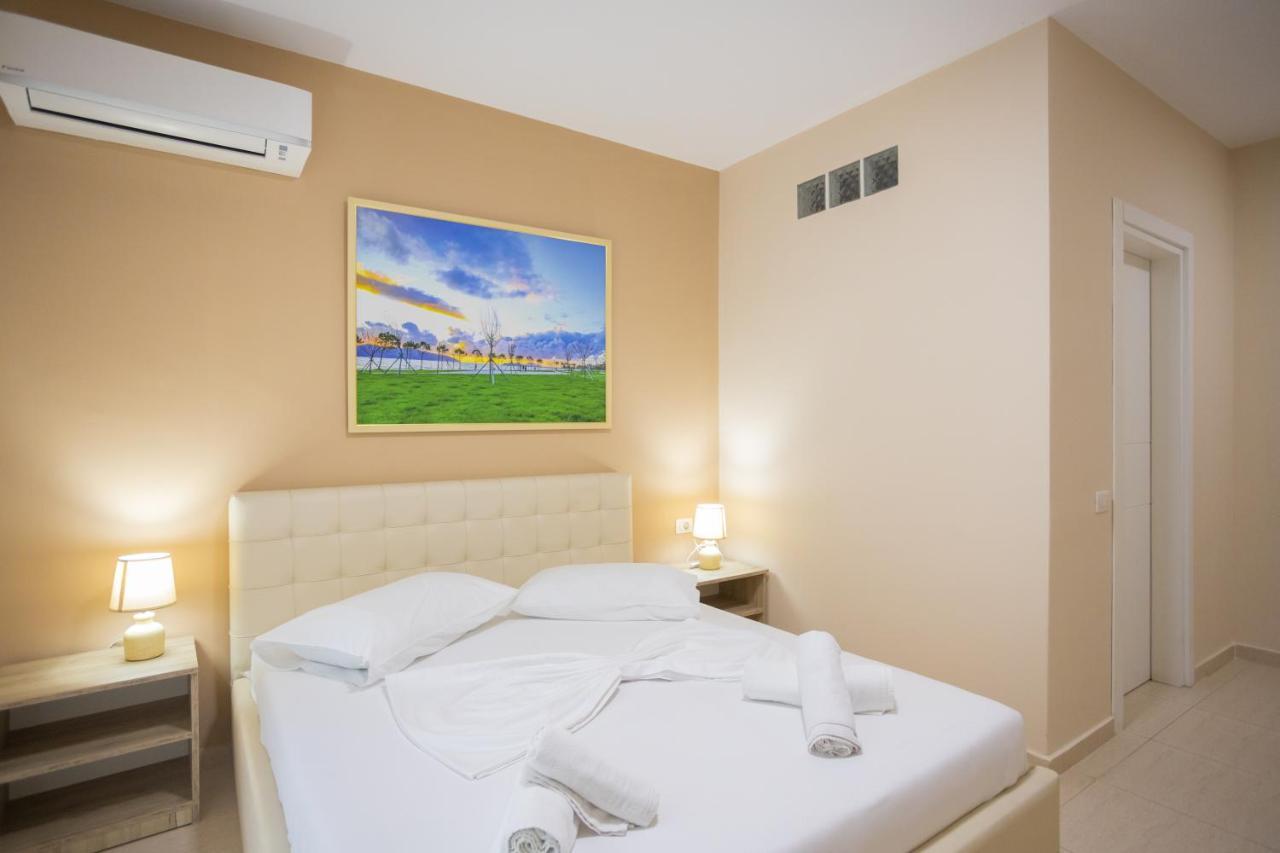Jordan'S Hotel Vlora Kültér fotó